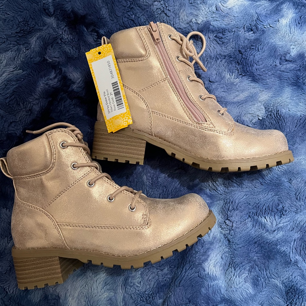 Size 2 Dv By Dolce Vita Brand New Girls Boots
